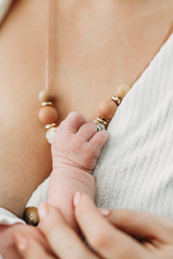 Breastfeeding necklace